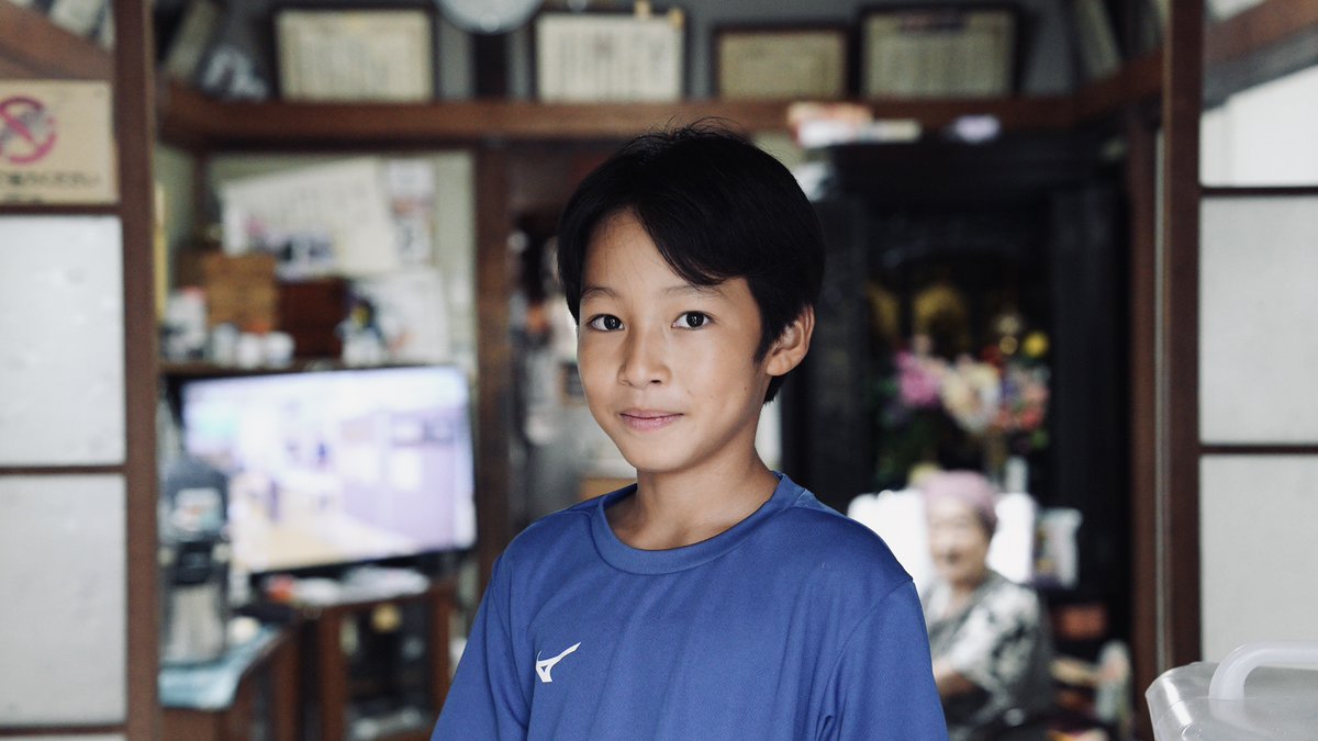 八丈島の台風被害。

どれくらいの方が知ってくれているだろうか。現地を訪ねあらためてその深刻さを目の当たりにした。

報道を待つ人たちがいる。報道がないのであれば自分達で伝える決意をした人たちがいる。島の未来を自らの手で守ろうと奮闘する人たちがいる。