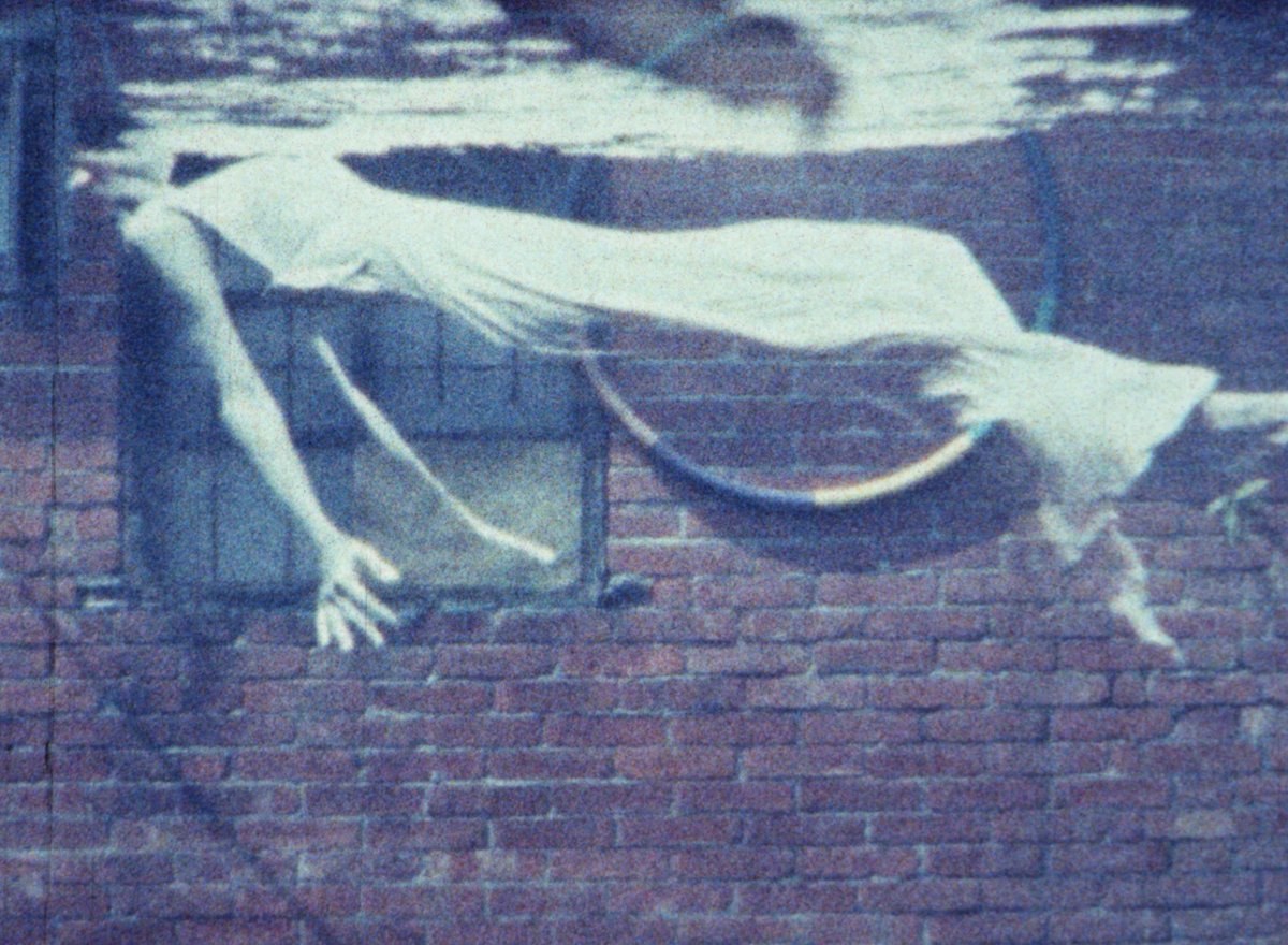 【ご自身の第一印象を大切にしたい方は、鑑賞後に】
#オンライン上映会 Axi(s)Rhythm2025 Program C《波紋たちの交錯》10月26日(日)まで開催中!
🎬『ガラガラの夢』工藤雅・張若涵 /4分17秒/2023年
Axi(s)Rhythmが感じ取った「軸」と「リズム」は…👇
▼詳細は公式サイトにて
axisrhythm.wixsite.com/my-site