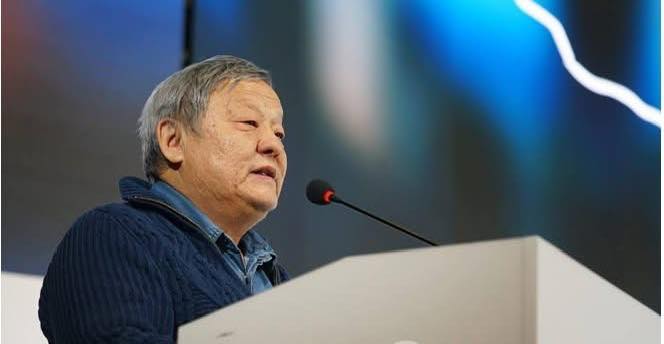 Баабар: Ганц Булгантуяаг биш, хам хэрэгтнүүдийг бүгдийг нь нийлүүлж байгаад, хуулиар бүлэглэнг илүү хүндрүүлснээр тооцдогийн жишээ баримтлал болгоод шийтгэх хэрэгтэй. Гишүүнээс нь хөөх  нь багадна, шүүхэд шилжүүлэх төдийгүй хөрөнгийг нь хураах хэрэгтэй. Үүнд эрх биш прокурор хүнд