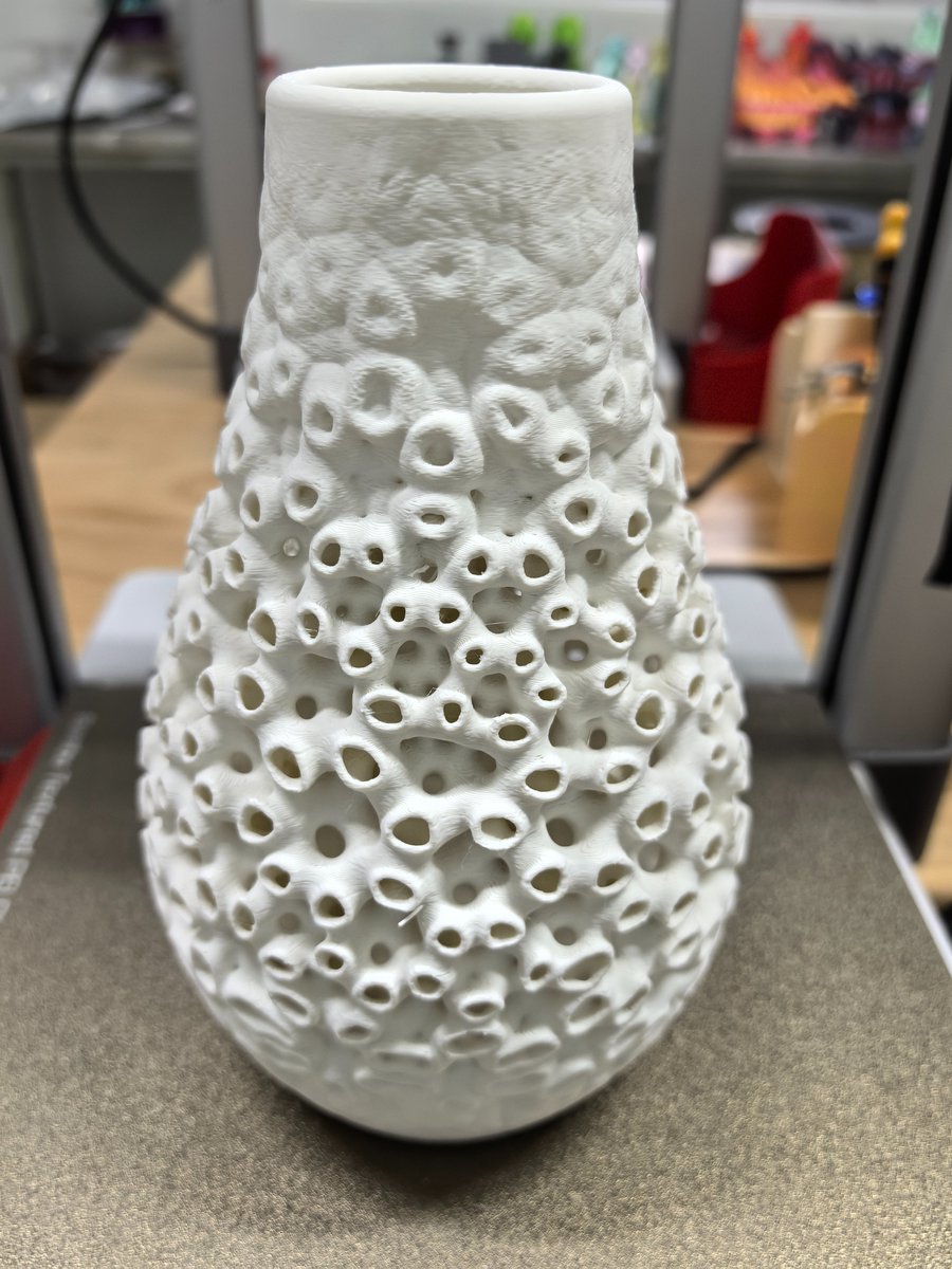 Hello3dFilament's tweet image. HELLO3D Matte Filament.