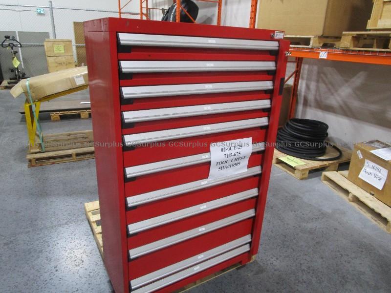 GCSurplus_PSPC's tweet image. Give your tools the throne they deserve! 🛠️

This bold red Rousseau tool chest is built with heavy-duty construction, a high load capacity for your toughest gear and dividers to keep the small stuff neatly sorted. 🧰

Check it out on #GCSurplus ➡️ ow.ly/e6yL50Xh0n4