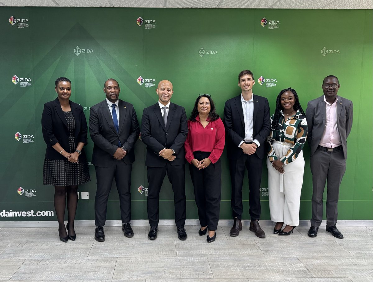 Fantastic to catch up with Tafadzwa and his team at <a href="/zidainvest/">Zimbabwe Investment and Development Agency</a> following their successful participation at ADU in Perth 🇦🇺 in September.

Great to hear about ZIDA’s work improving the ease of business in 🇿🇼, which can incentivise and deepen 🇦🇺🇿🇼 investment ties, especially in ⛏️