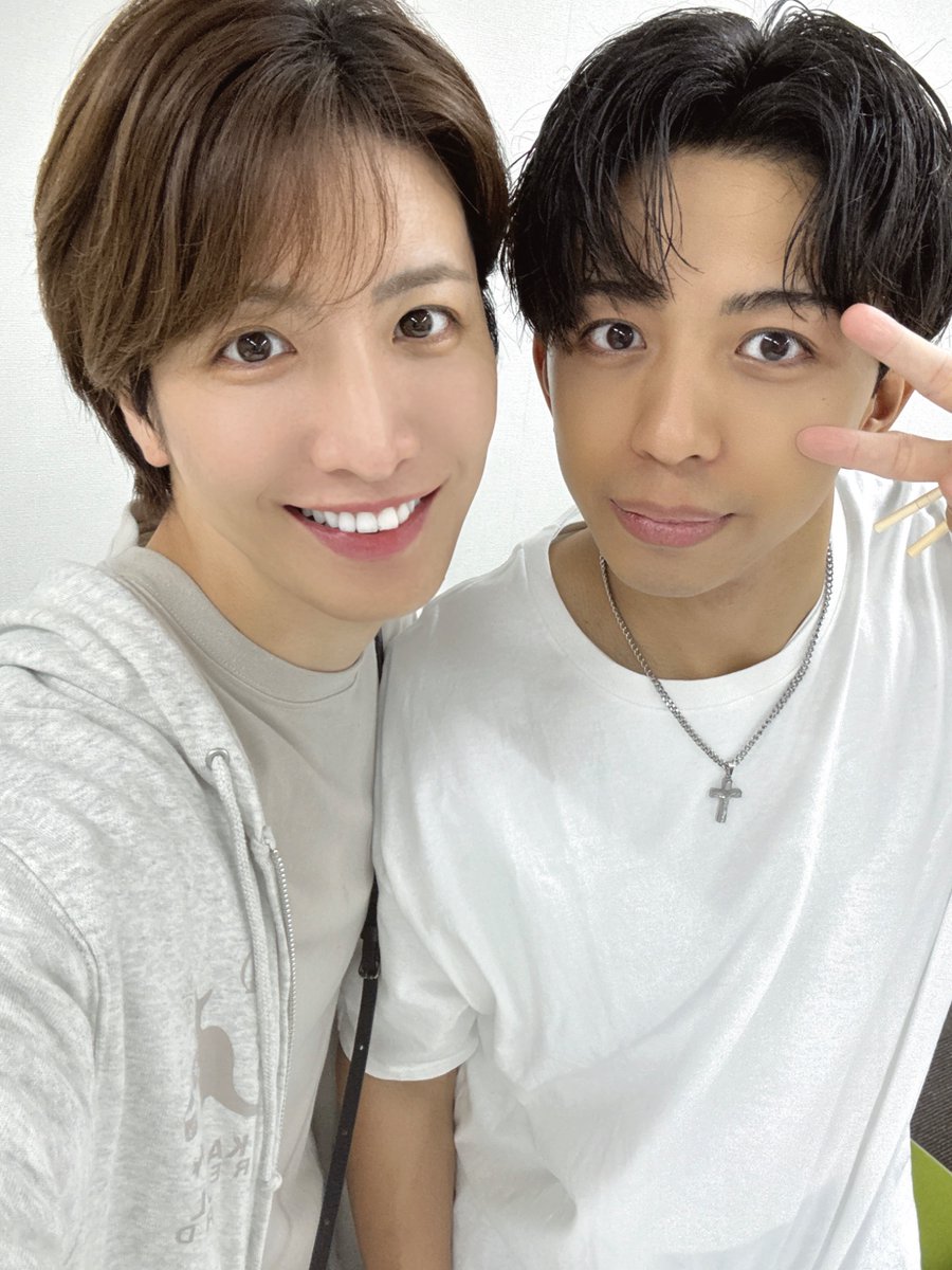 MATSURI ポスター　松岡卓弥　橋爪健二 おはよう☺️❤️‍🔥 今日も朝から収録でございます😋💓 そのあとは