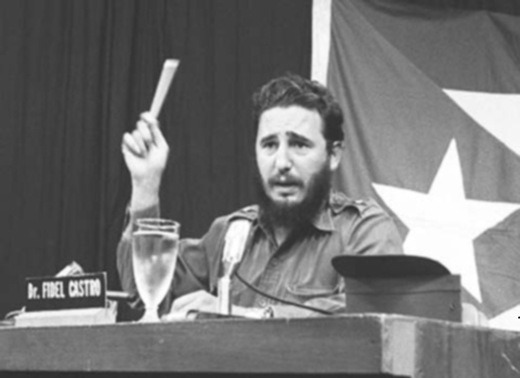 #Fidel comparece por CMBF-Televisión Revolución en respuesta al discurso del Presidente de Estados Unidos John F. Kennedy, relacionado con la situación de los misiles soviéticos existentes en territorio cubano, 23 de octubre de 1962 fidelcastro.cu #100AñosConFidel #Cuba