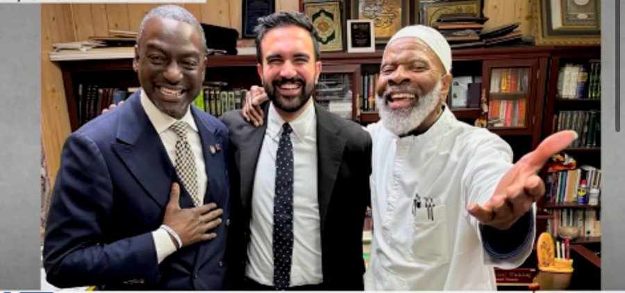 MaxNordau's tweet image. Image 1: Zohran Mamdani hangs out with a guy involved in bombing the World Trade Center in 1993.

Image 2: Zohran Mamdani hangs out with a guy who said that America deserved 9/11.