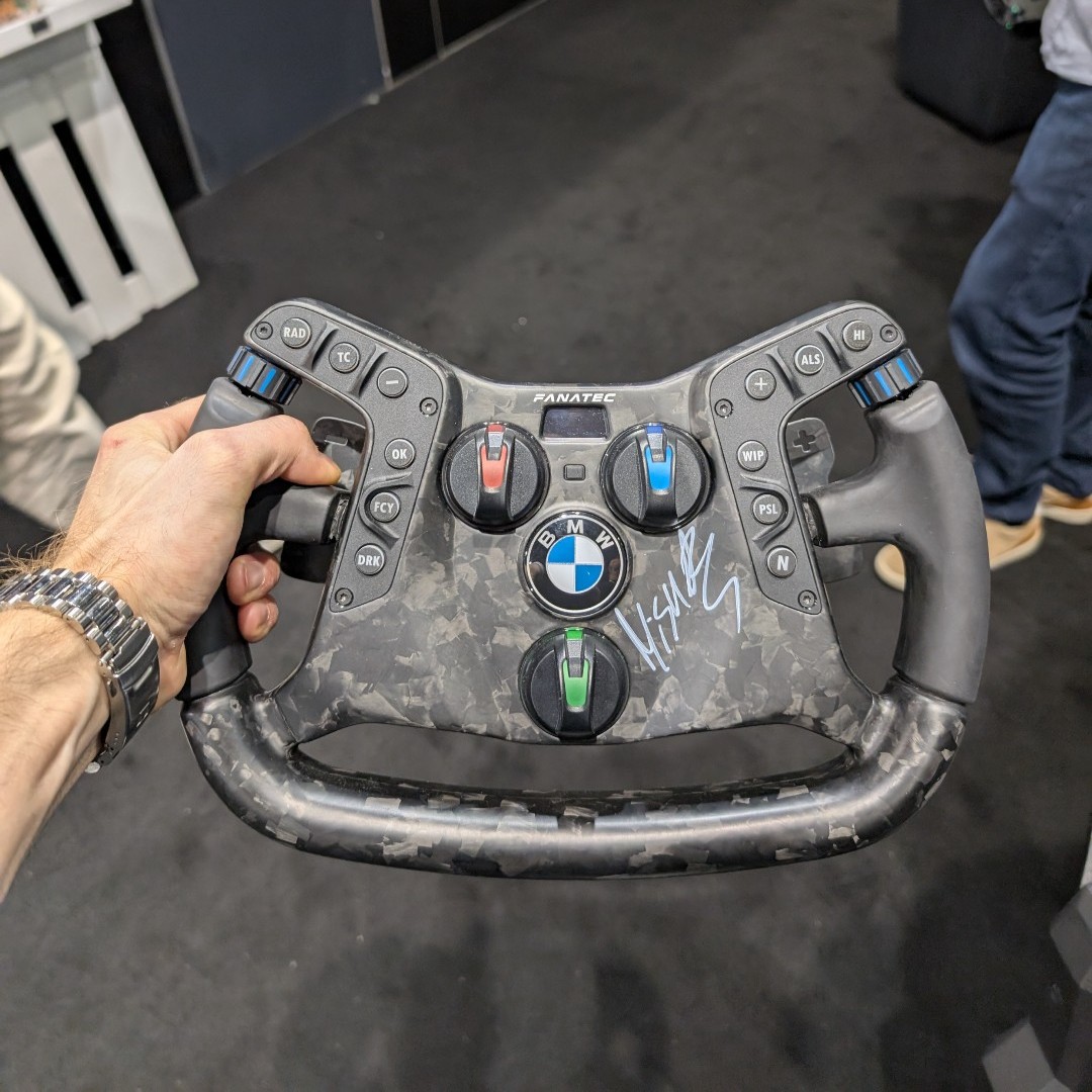 FANATEC tweet media