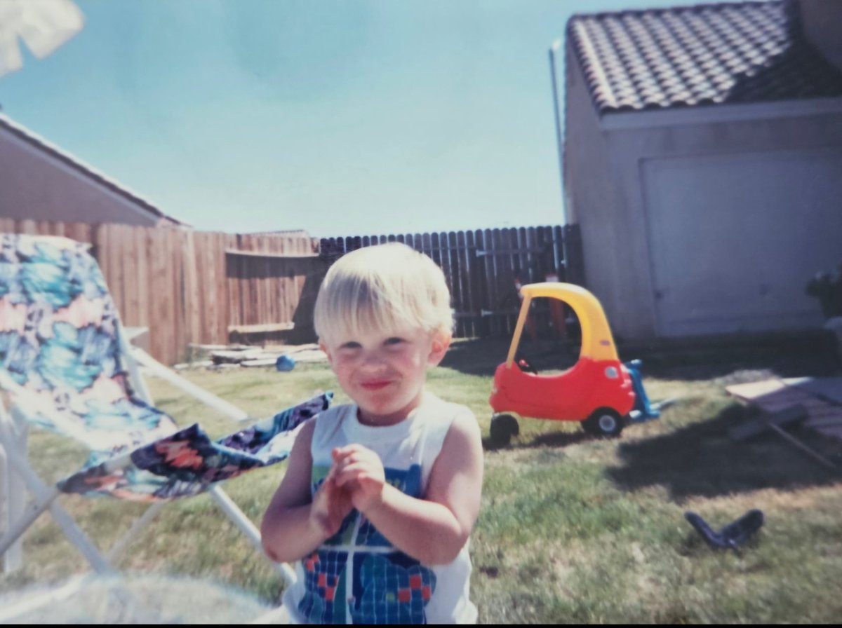 This is who runs this account.