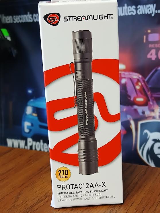 SouthernGunWrld's tweet image. The #ProTac 2AA-X delivers serious performance in a lightweight, everyday-carry design. Runs on AA or lithium batteries, giving you flexibility in the field or on the job.
Dual fuel (AA or lithium)
Durable anodized aluminum body
Pocket clip for easy carry
IPX7 waterproof rating.