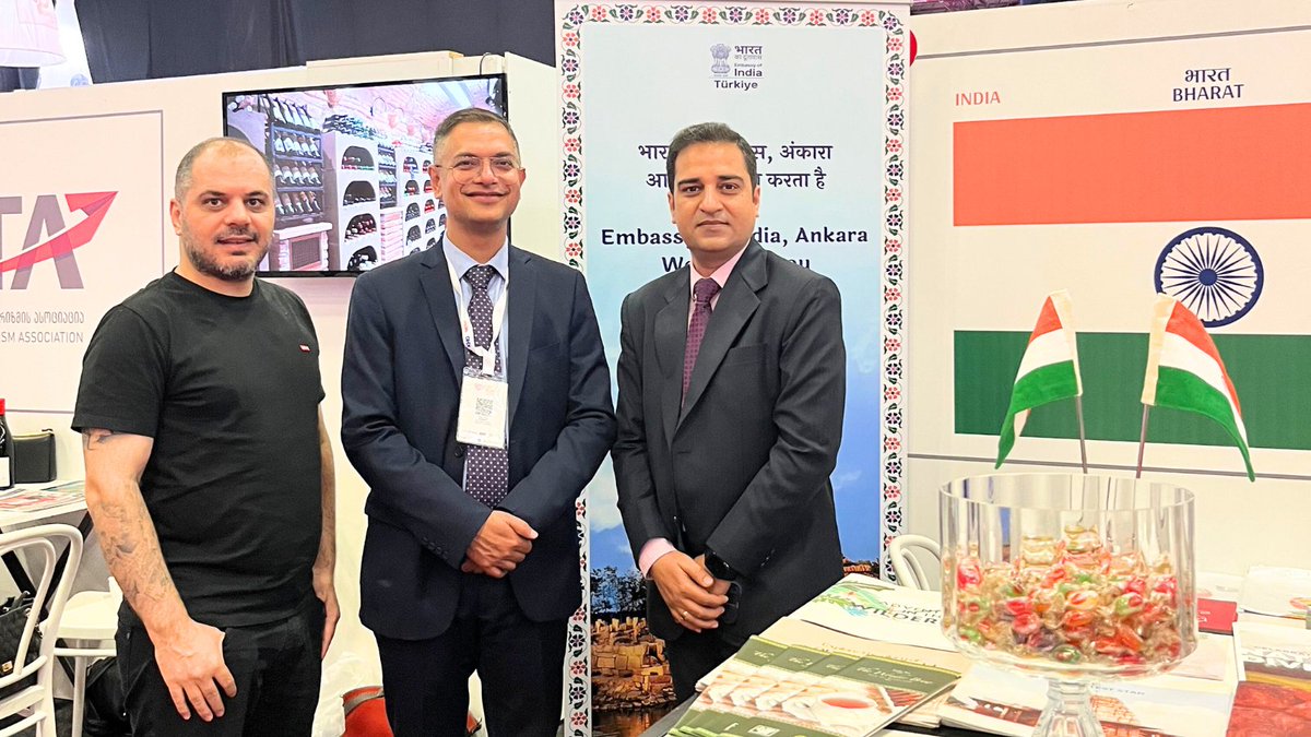 IndiaInTurkiye's tweet photo. TIMELESS INDIA

Glimpses of India’s participation in day 2 of the International Antalya Tourism Fair (ATF25 Türkiye) being organised by @atfturkiye 

.

@atfturkiye Tarafından düzenlenen Uluslararası Antalya Turizm Fuarı’nın (ATF25 Türkiye) 2. Gününden Kesitler:

@MEAIndia @IndianDiplomacy @PMOIndia
@CGI_Istanbul @MukteshPardeshi
@incredibleindia @tourismgoi @PIB_India @MIB_India @DDNational @DDNewslive @airnewsalerts @UNESCO @PIBCulture @MinOfCultureGoI
