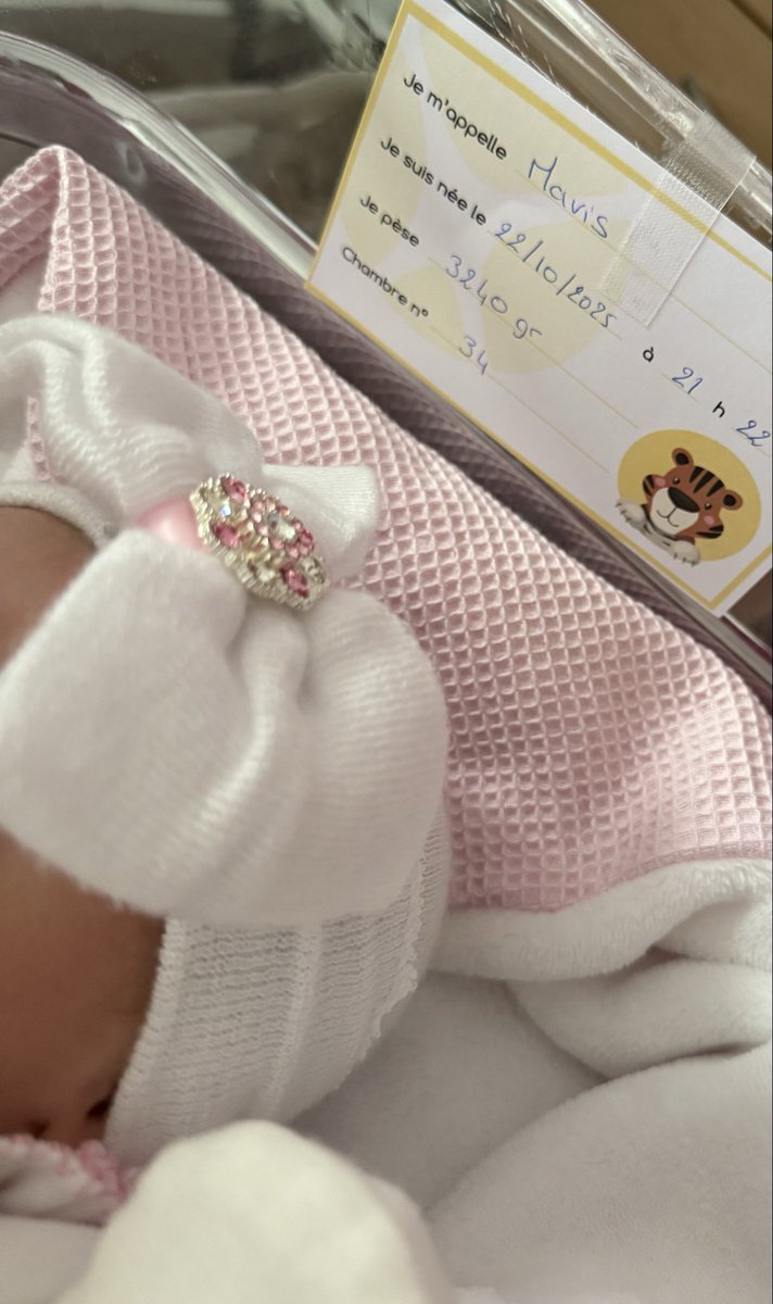 Gaboumme tweet media