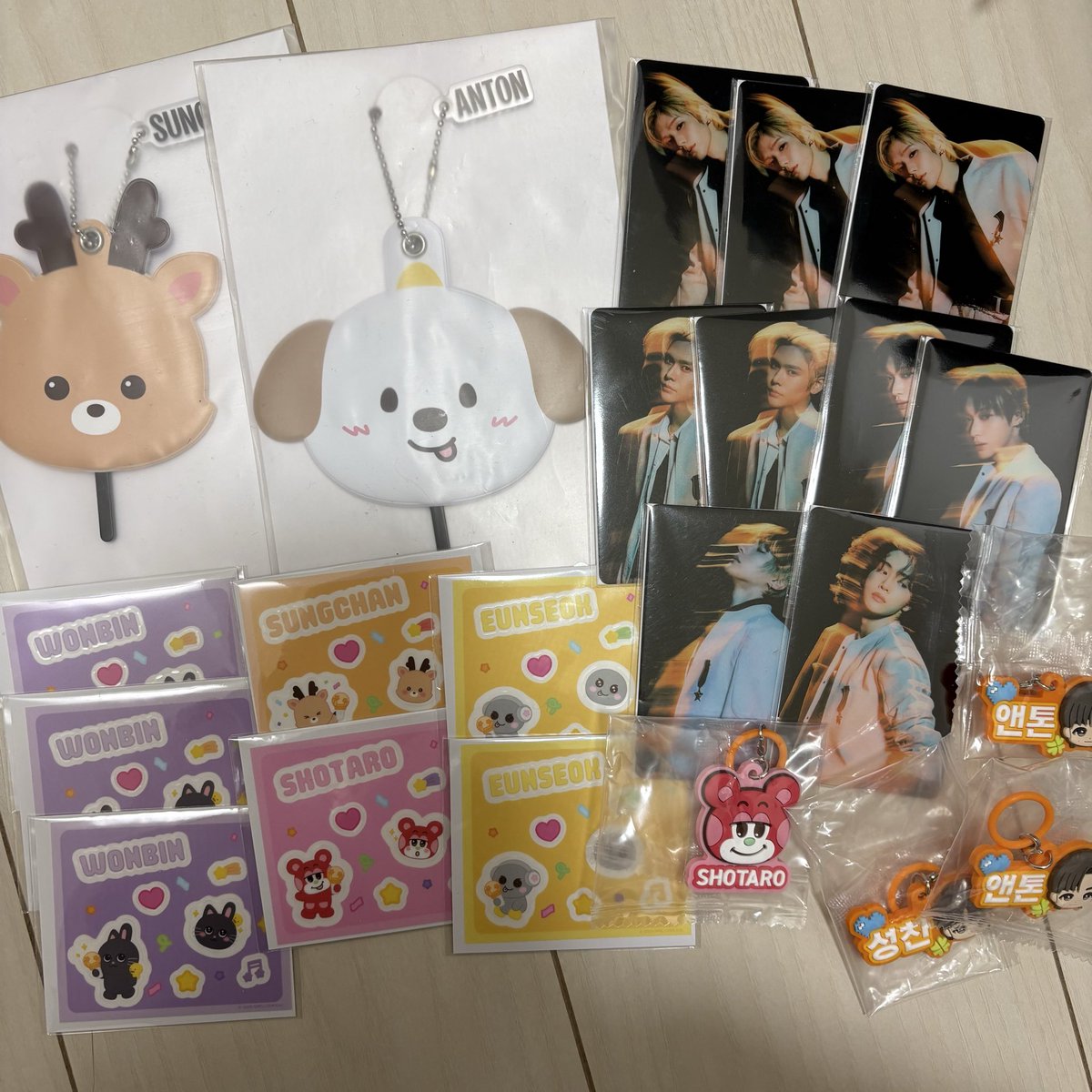 ll_lly2's tweet photo. RIIZEオンラインガチャ　交換

譲　写真のもの

求　同種ソヒ

郵便での交換希望です📮

まとめて交換できる方優先致します。

#RIIZE交換　#RIIZEオンラインがちゃ https://t.co/QzHhWCWWyt