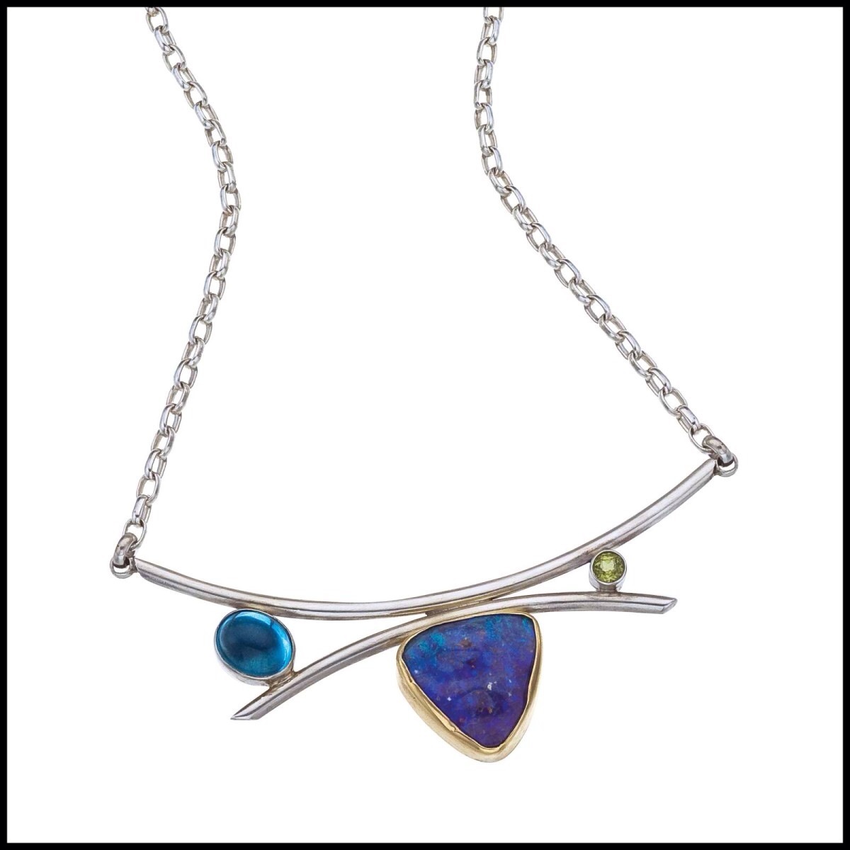 BertoniJewelry's tweet image. A masterpiece in opal and gold 💎
One-of-a-kind Boulder Opal necklace by local artist Erika Rosenbaum Design — accented with blue topaz and peridot.
Find it exclusively at Bertoni Gallery.
#BoulderOpal #LocalArtists #BertoniGallery