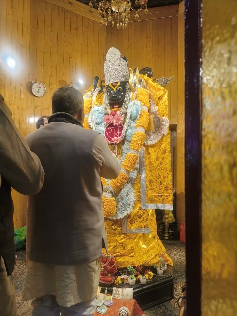 iamsatsharmaca's tweet image. जय बजरंगबली! 🙏

आज हनुमान मंदिर, लाल चौक में माथा टेका और प्रभु हनुमान जी का आशीर्वाद प्राप्त किया।