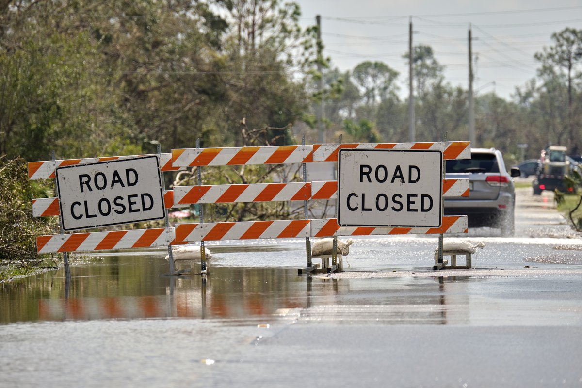 The @nwsbayarea predicts rainy weather this weekend. Drive carefully as highways may be slick. Also, never try to drive through a flooded roadway. Turn around and don’t drown!
