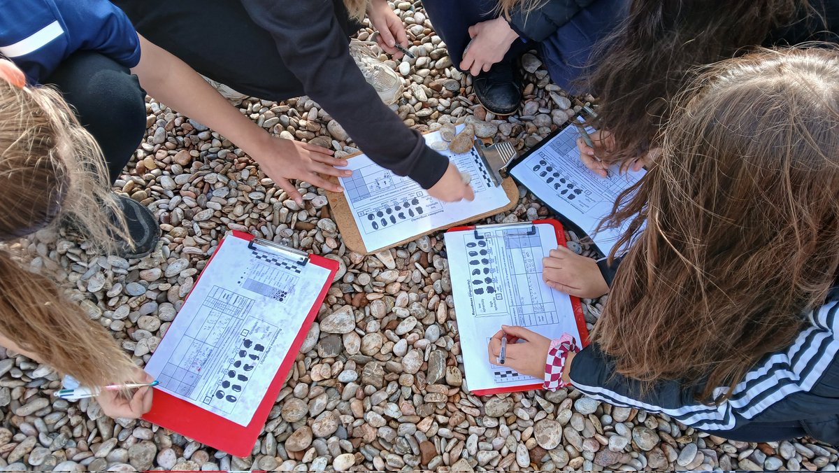 benking01's tweet image. End-of-half-term #Fieldwork in the post- #StormBenjamin sunshine 
#GeographyTeacher ☀️