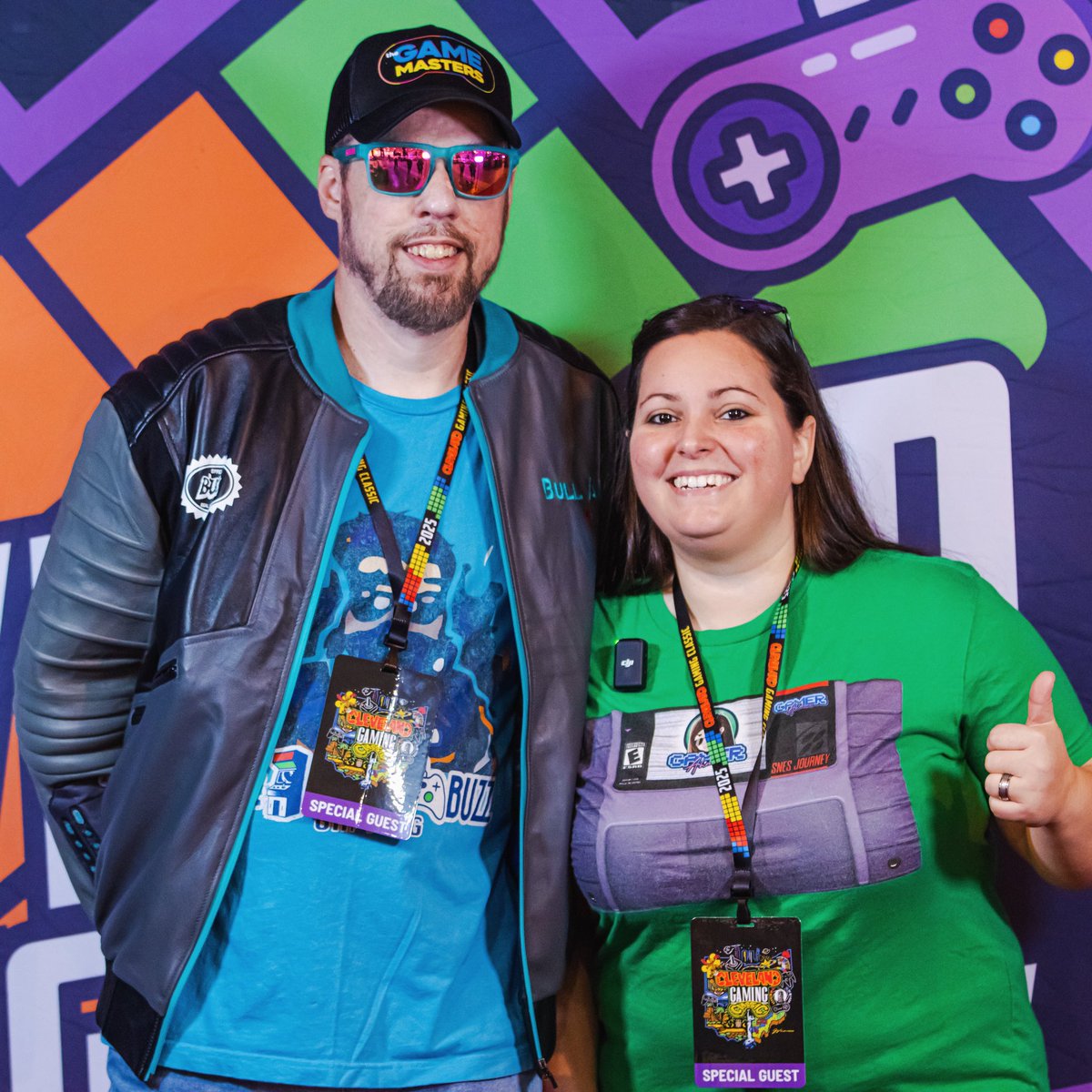 GamerAhmer's tweet photo. What was your favorite video game convention this year?! We both had many! Here’s a #throwback to the Cleveland Gaming Classic #videogames #thegamemasters @thetechbuzz @GamerAhmer #gamerahmer #thetechbuzz #clevelandgamingclassic #retrogaming #podcast #games https://t.co/4HwPxmrldX