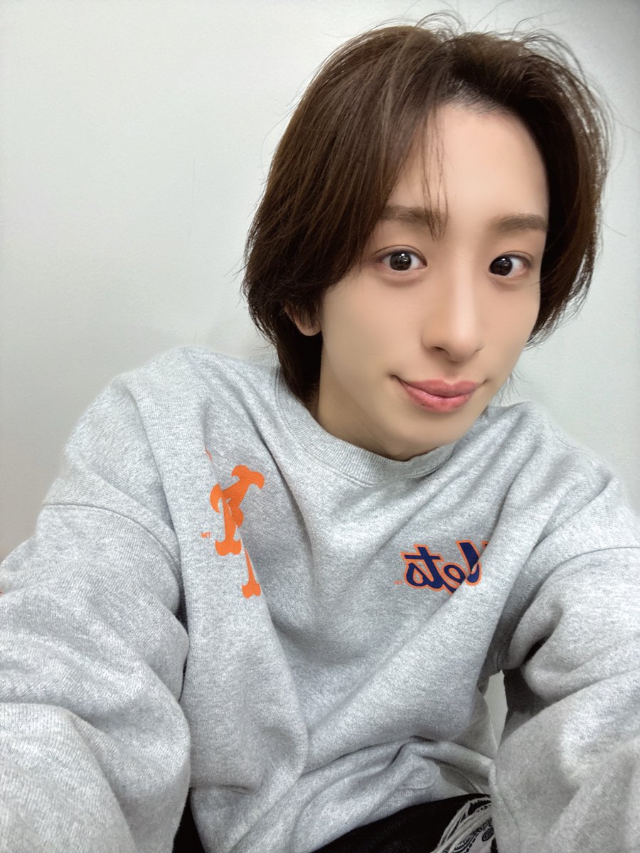 みんなおはよう〜☀️ 今日も朝から収録がありますー！ かっこいい所