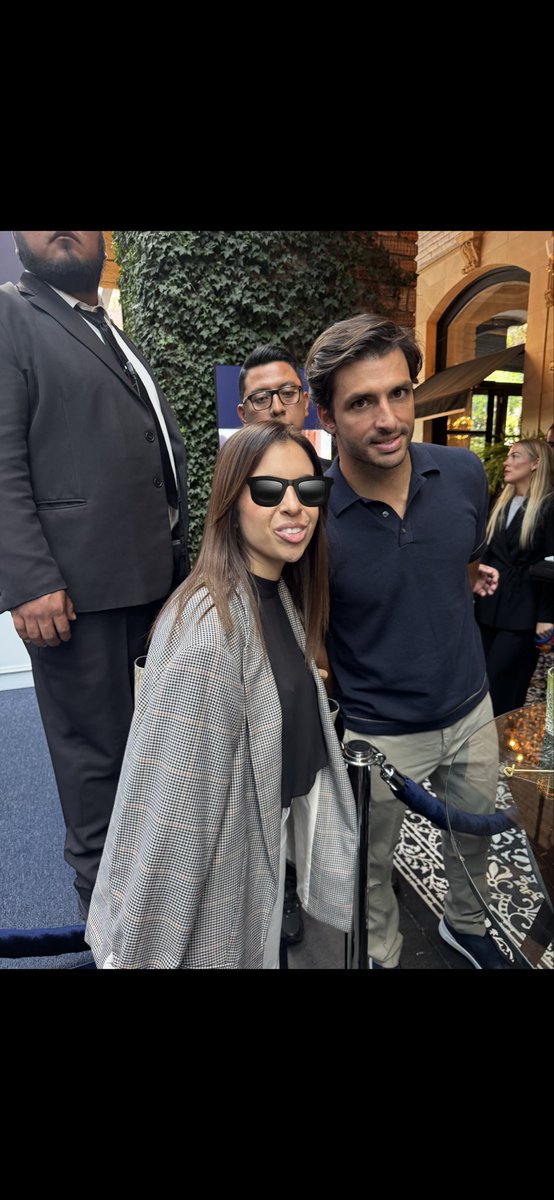 ℕoemiRe tweet media