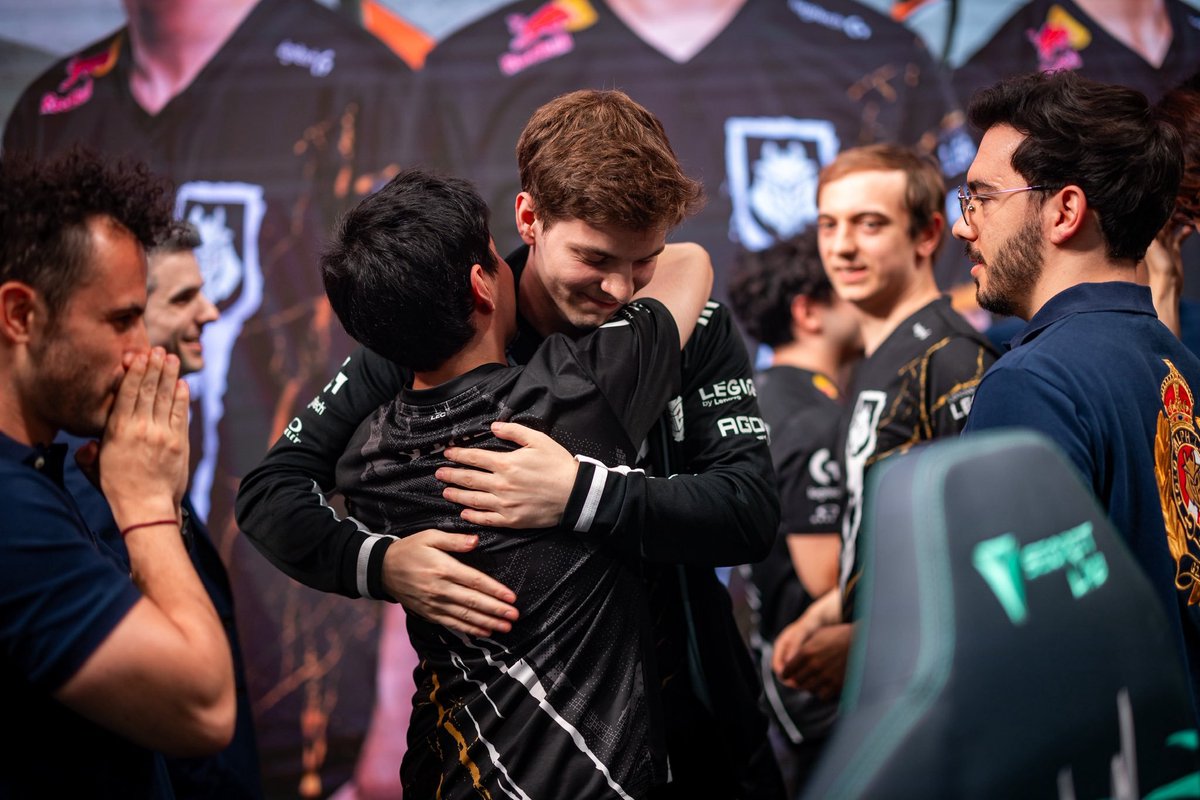 I just think they'd be excellent teammates, you know 🥺 #YikyX2026 #bringmyboysbacktogether #itsbeentoolong #IdontcarewhichLECorg #butYikeisconfirmedinKC #soKCdothething #pleasepleaseplease