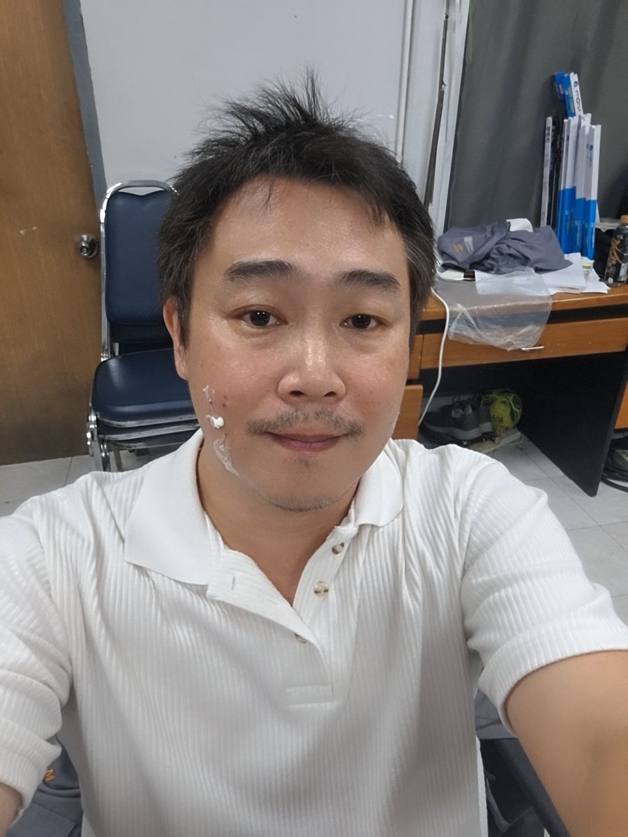 สุขสันวันเกิดตัวเอง.