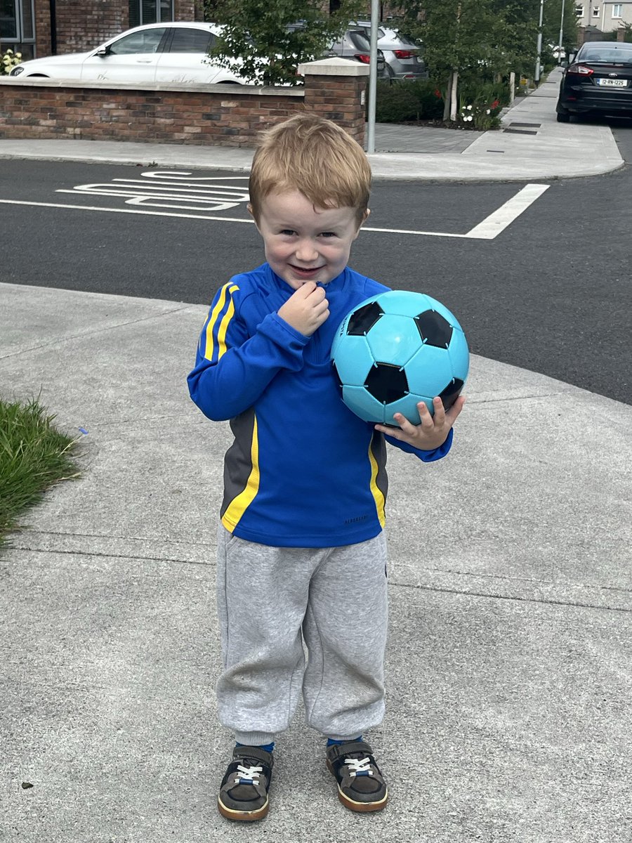 LeedsBros tweet media