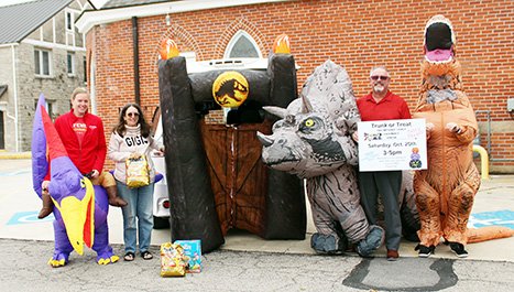 Trunk-or-treat kentontimes.com/localnews/trun…