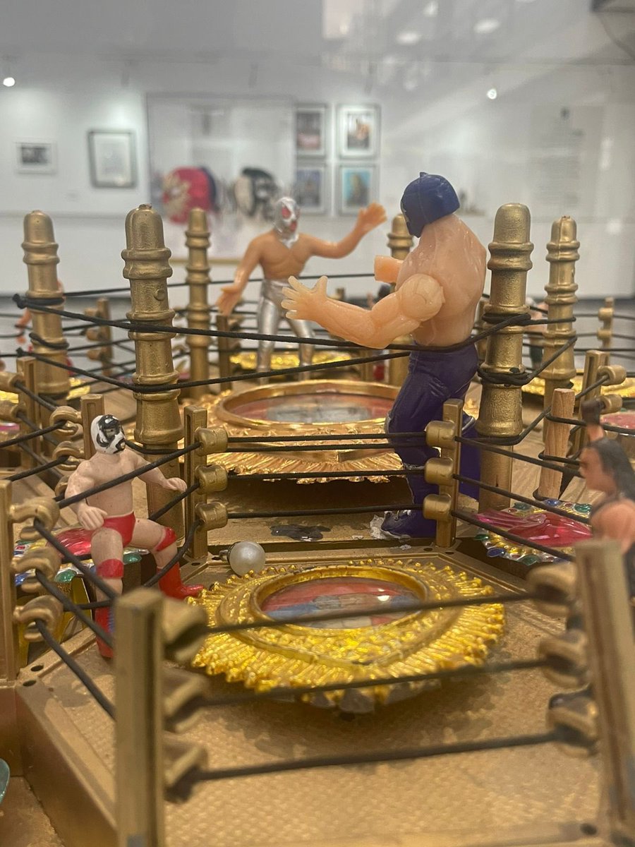‼️🦸‍♂️ ¡ Te recomendamos visitar ! Exposición " Entre las Cuerdas " , Dia Nacional de la Lucha Libre , Octubre 2025, Vestíbulo A-sur , Centro cultural Jaime Torres Bodet , de 9 hrs a 18 hrs. ‼️🦸‍♂️

#EntradaLibre
#ElPoliEsCultura