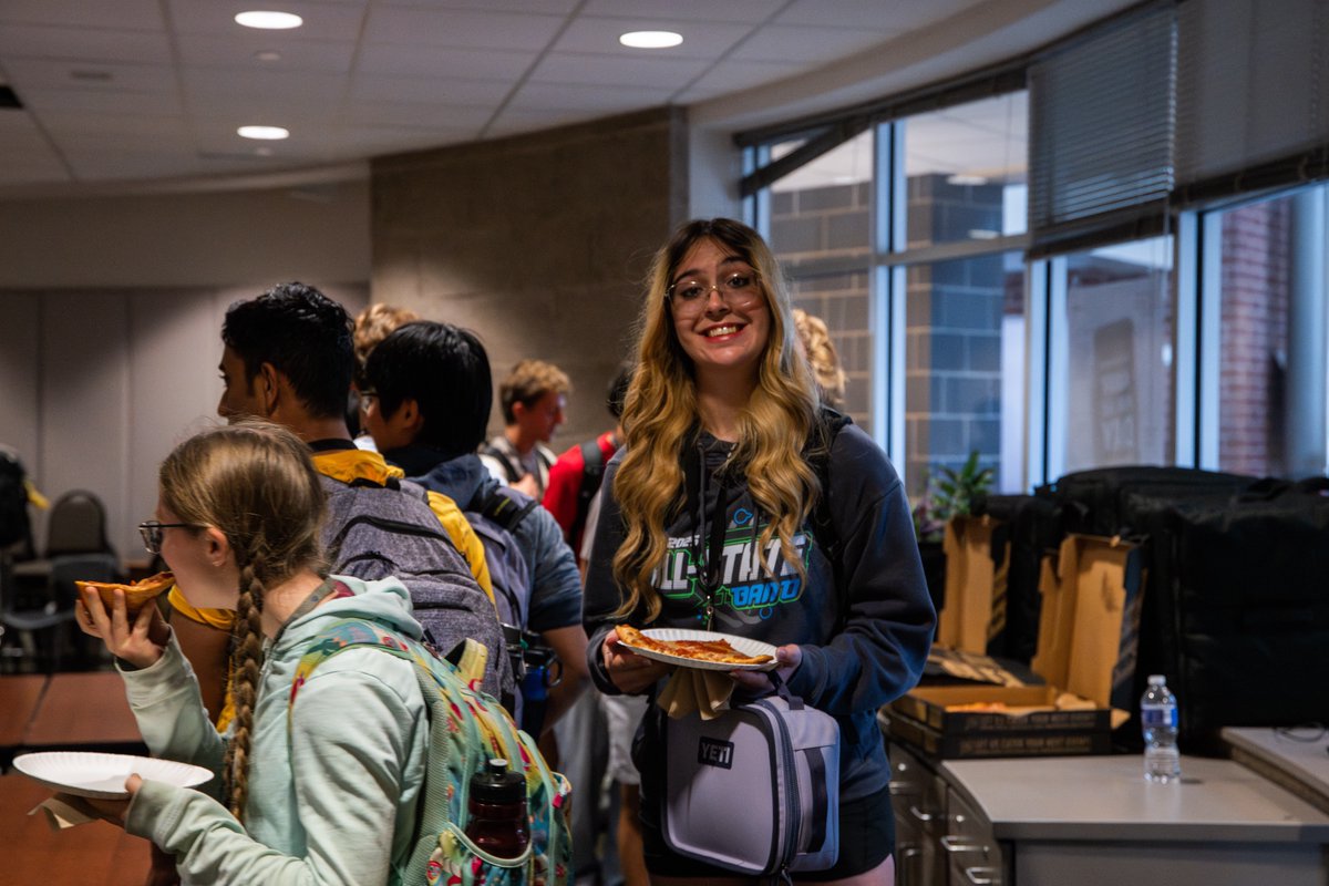 CSISD's tweet image. Who doesn’t love a pizza party?🍕Huge thanks to Crust Pizza Co. for treating our College Board &amp;amp; National Merit honorees at Consol and CSHS to a delicious celebration!

We’re so proud of their hard work &amp;amp; grateful to our community partners for supporting student success. 👏