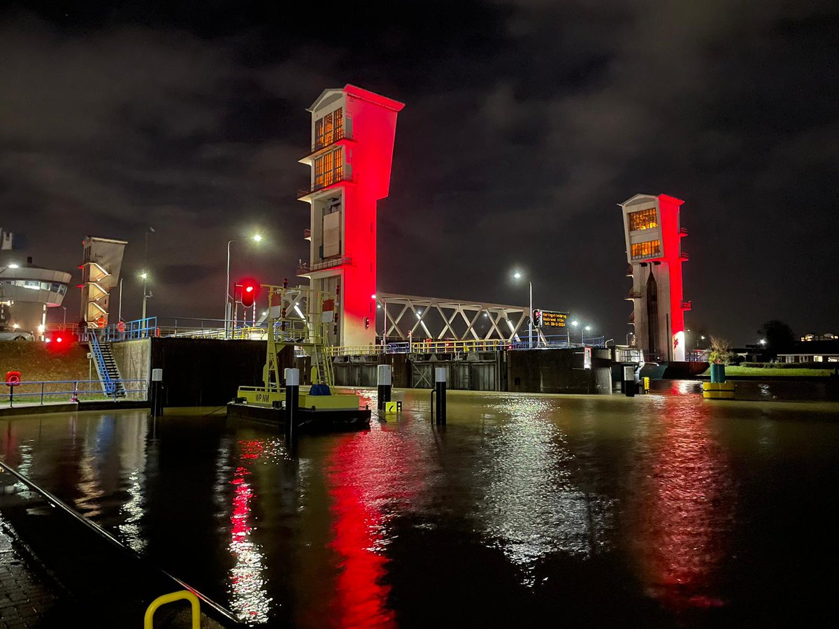 Rijkswaterstaat regio Zuid-Holland tweet media