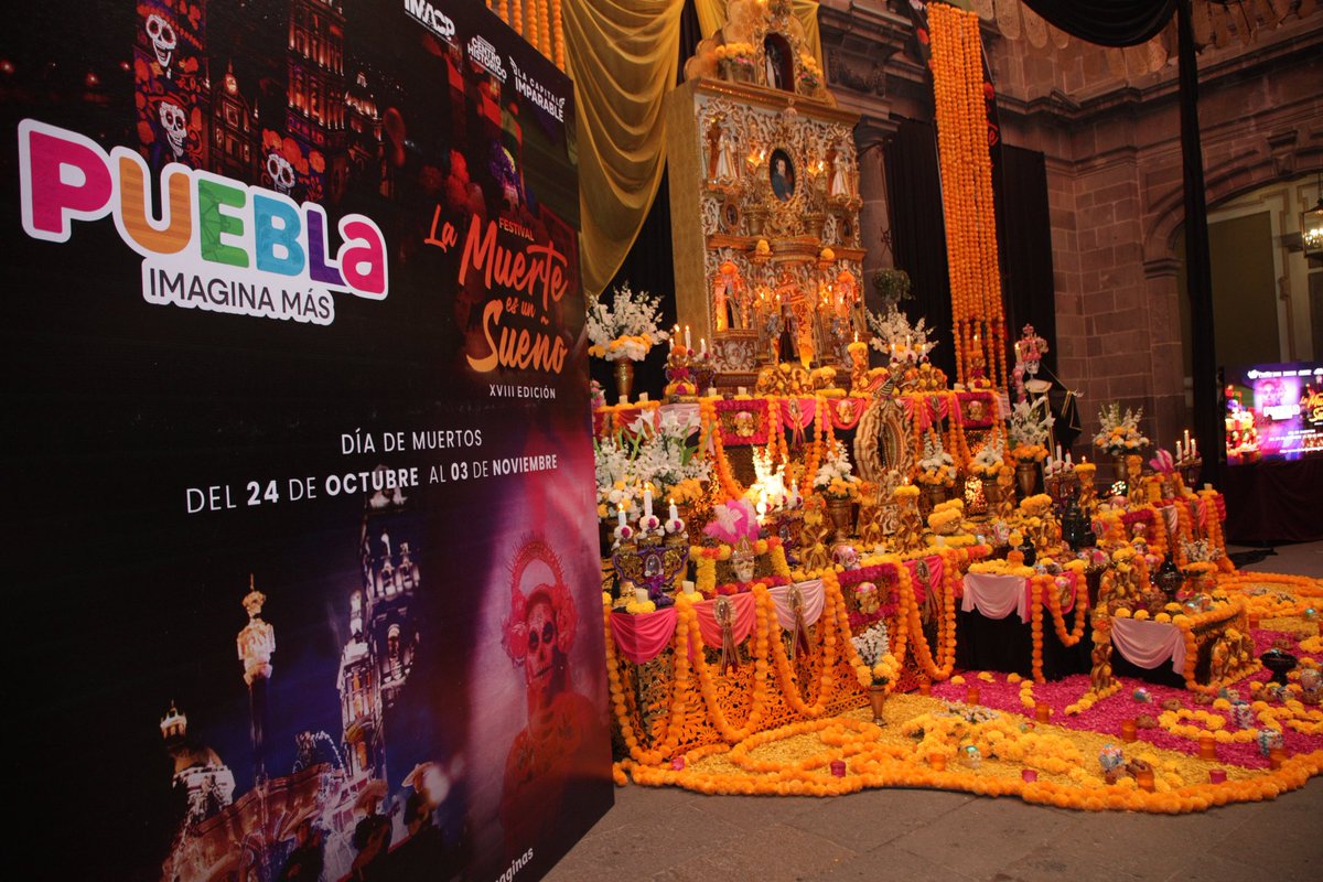 Presentamos todas las actividades que podrán disfrutar poblanas, poblanos y visitantes durante esta temporada de #DíaDeMuertos🌼 en #LaCapitalImparable🪽

Ofrendas, video mapping, recorridos de leyendas, desfile de calaveras, tapete monumental, arte y cultura en la ciudad donde