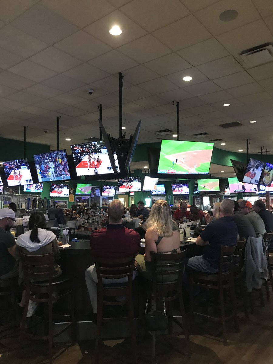 Thursday &amp; Friday <a href="/duffysmvp/">Duffy's Sports Grill</a> in Plantation.  Tonight #trivia 8 p.m. tomorrow night playing chunes starting at 7.  Stop by.