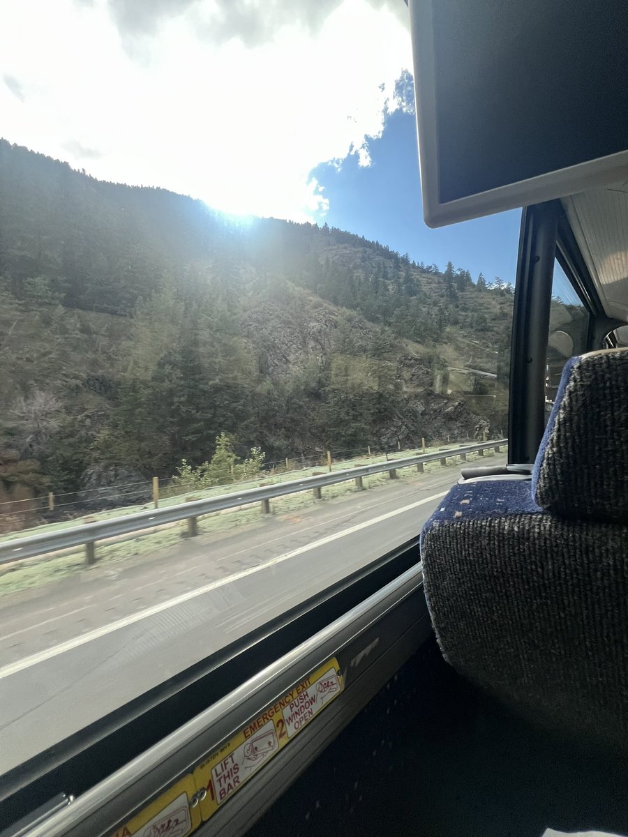 bitcoinbasha's tweet image. biggest myth abt @ycombinator
we just sell to each other to make up for huge arr before demo day. total bs.
my 4th flight out of SFO this month.
in my batch, 60% of us have flown 2+ times in 4 weeks. some founders are legit eyeing airport-adjacent apts lol