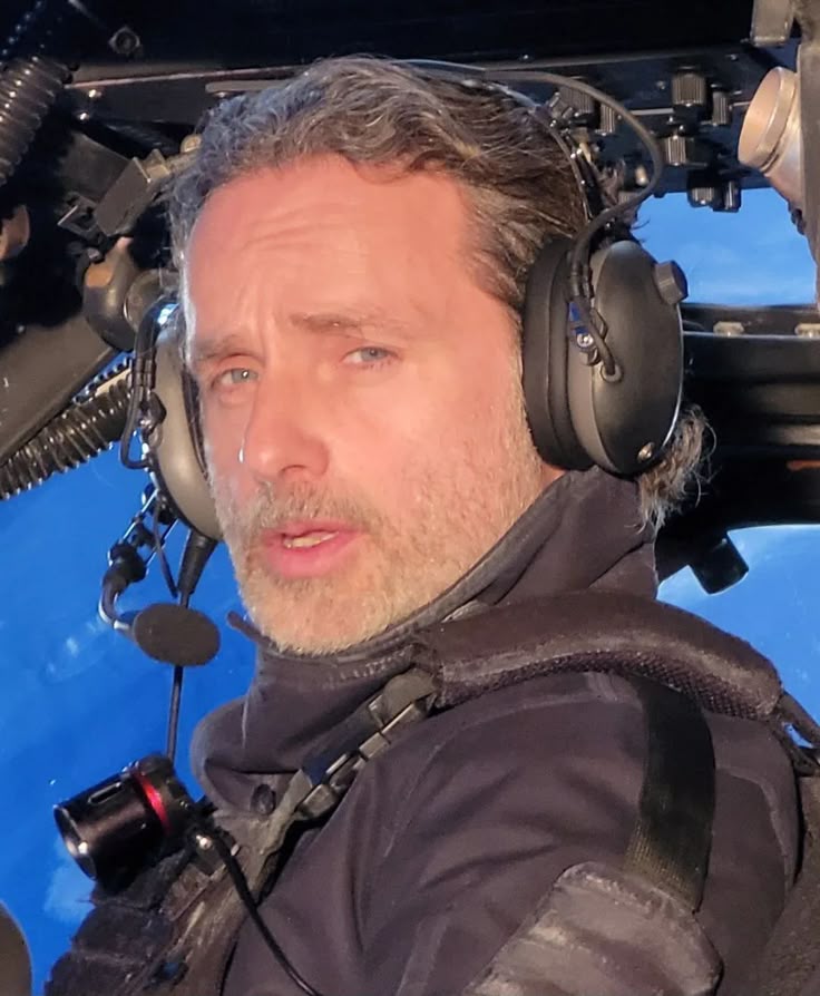 Andy in the helicopter  (behind the scenes from TOWL) #AndrewLincoln #TWD