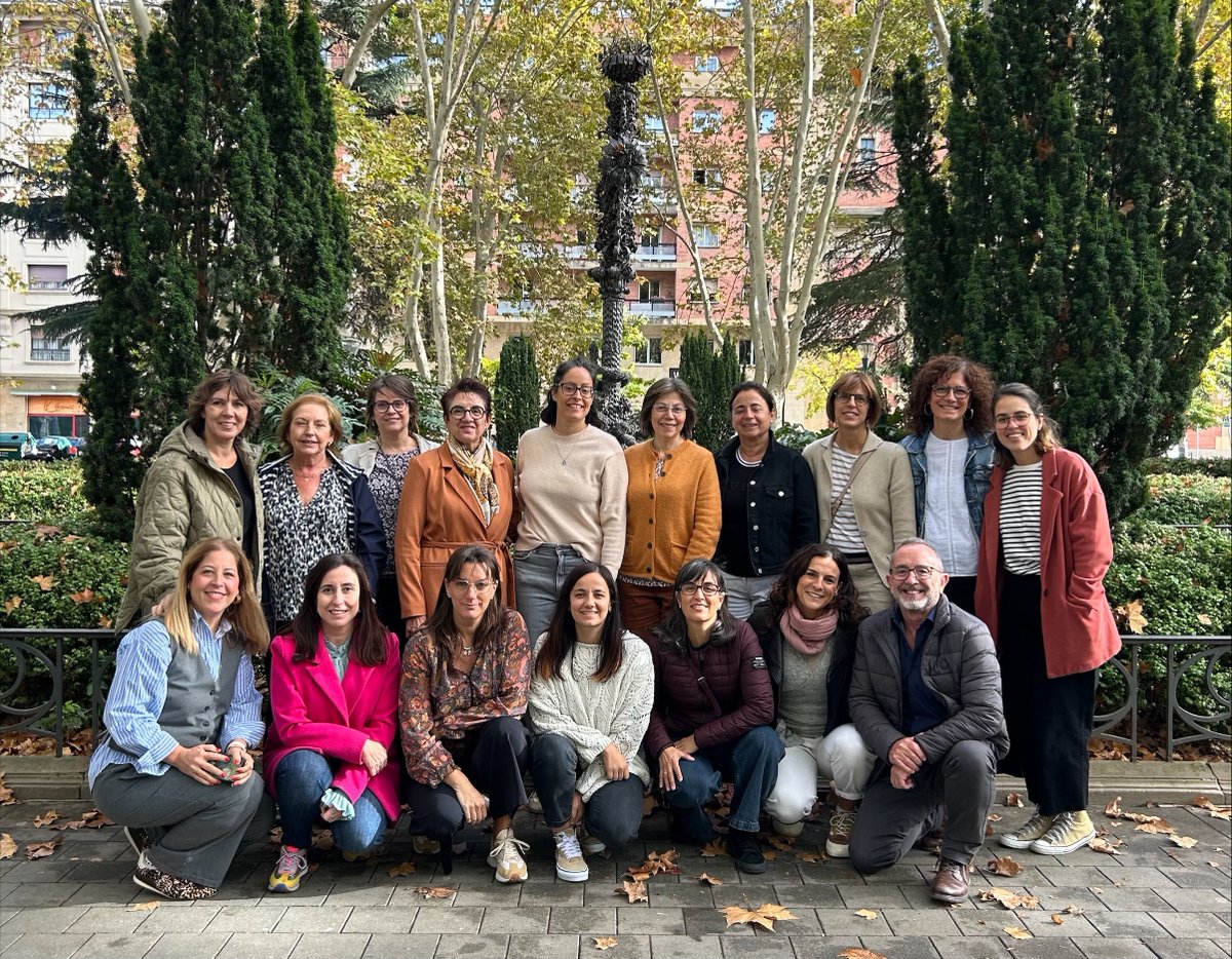 Todo un placer ser docente en el curso “Codificación y registro de neoplasias hematológicas”, que se celebra estos dias  22, 23 y 24 de octubre de 2025 en Pamplona. Gracias al registro de cáncer de Navarra (ISPLN) 

#Epidemiología #SaludPública #RegistrosDeCáncer #Formación