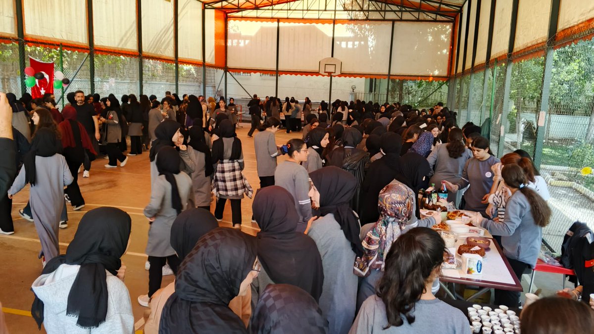 milliiradekaihl's tweet photo. Okulumuz Milli İrade Kız Anadolu İmam Hatip Lisesinde Gazze’deki mazlumlara destek amacıyla Çedes projesi kapsamında “Gazze’ye  Yardım Kermesi" düzenlendi. Emeği geçen herkese teşekkür ediyoruz.
 @tcmeb @Yusuf__Tekin
@meb_dinogretimi @sanliurfammem63 @ASIM_SULTANOGLU @KarakopruM https://t.co/zA6HmoPWoO
