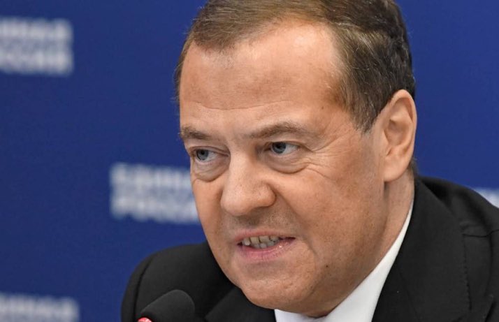 Medvedev on the new US sanctions: Trump is a talkative "peacemaker," negotiations are no longer necessary

"If some of the numerous commentators still had illusions, here they are.