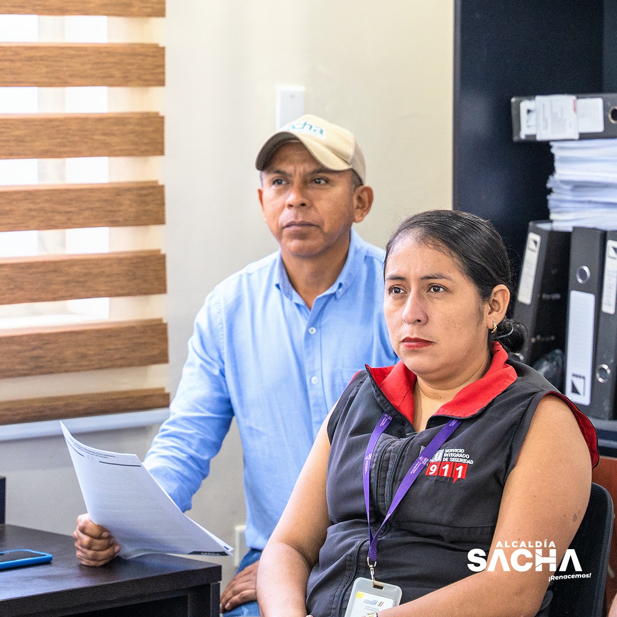 El Consejo Municipal y la Coordinación de Seguridad Ciudadana del GAD Sacha, junto a Policía Nacional, Fuerzas Armadas, Armada del Ecuador, Comisaría, ECU-911, Juntas Parroquiales y líderes comunitarios, analizaron la Ordenanza que reestructura el Consejo de Seguridad Ciudadana.