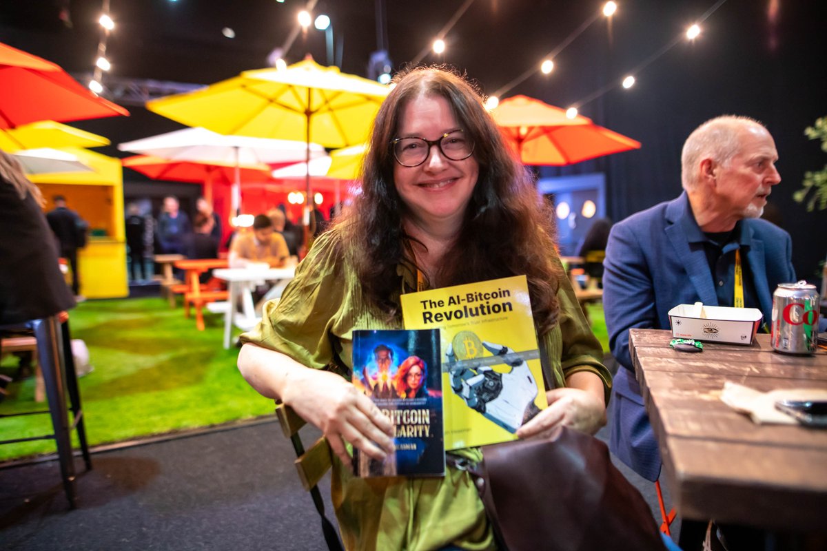 BitcoinSVtrain's tweet photo. A few more pics from London Blockchain Conference 2025🇬🇧
See you next year!

@realcoingeek @369bsv @orangegatewayx @ruthheasman @Brendan_Lee__ #BSV
#CoinGeekatLDNblockchain #CoinGeekinLondon #CoinGeekatLDNblockchain25 https://t.co/yuLdomfA7R