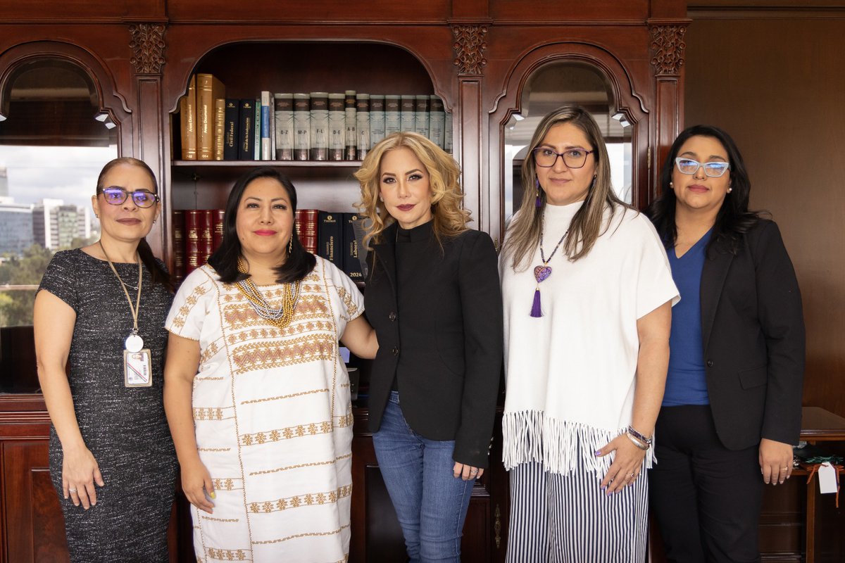 LRomo18's tweet image. 🤝🏻 Sostuve una productiva reunión de trabajo con integrantes del Instituto Federal de Defensoría Pública. ➕ Sumando esfuerzos para garantizar el acceso a la justicia a quienes más lo necesitan. 
@SCJN @tdjmex @TEPJF_informa @defensoriaifdp
#NuevoPoderJudicial #JusticiaParaTodos