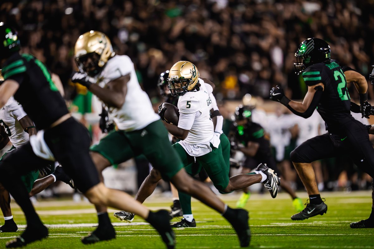 CourtKramer39's tweet image. I still shoot photos every now and then 📸

🤘 USF Football rolls through North Texas 63-36, October 10, 2025

#USF #GoBulls