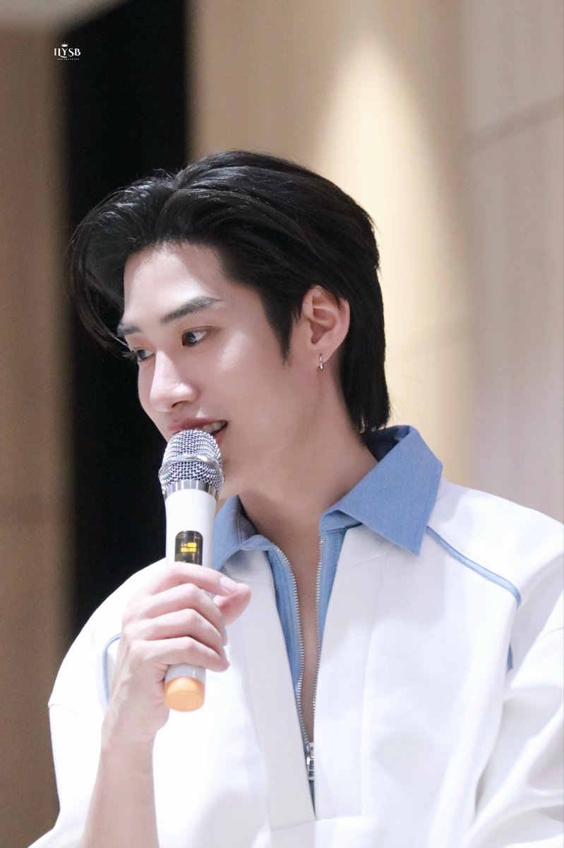 f_ilysb's tweet image. หล่อจนสิ้นสติ😭😭

TLEFIRSTONE AT EFM
#TleFirstonexEFMFANDOMLIVE