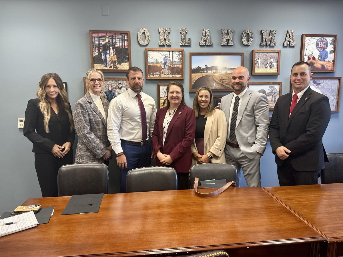 OAECoops's tweet image. We appreciate @SenMullin for taking time to listen to our co-ops and for supporting of our mission to power lives and empower communities. Thank you for your service and leadership, Senator Mullin!