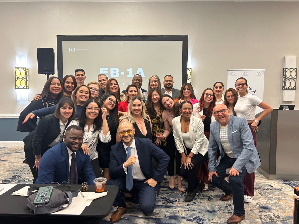 Iile_instituto's tweet photo. El Instituto Iberoamericano de Leyes y Economía (IILE), con el apoyo del Wyoming Immigration Studies Center (WISC), reunió en Orlando a destacados profesionales para estudiar el Derecho Migratorio de los Estados Unidos de América. 

Gracias por participar en este encuentro. https://t.co/v8dxn0aTBD
