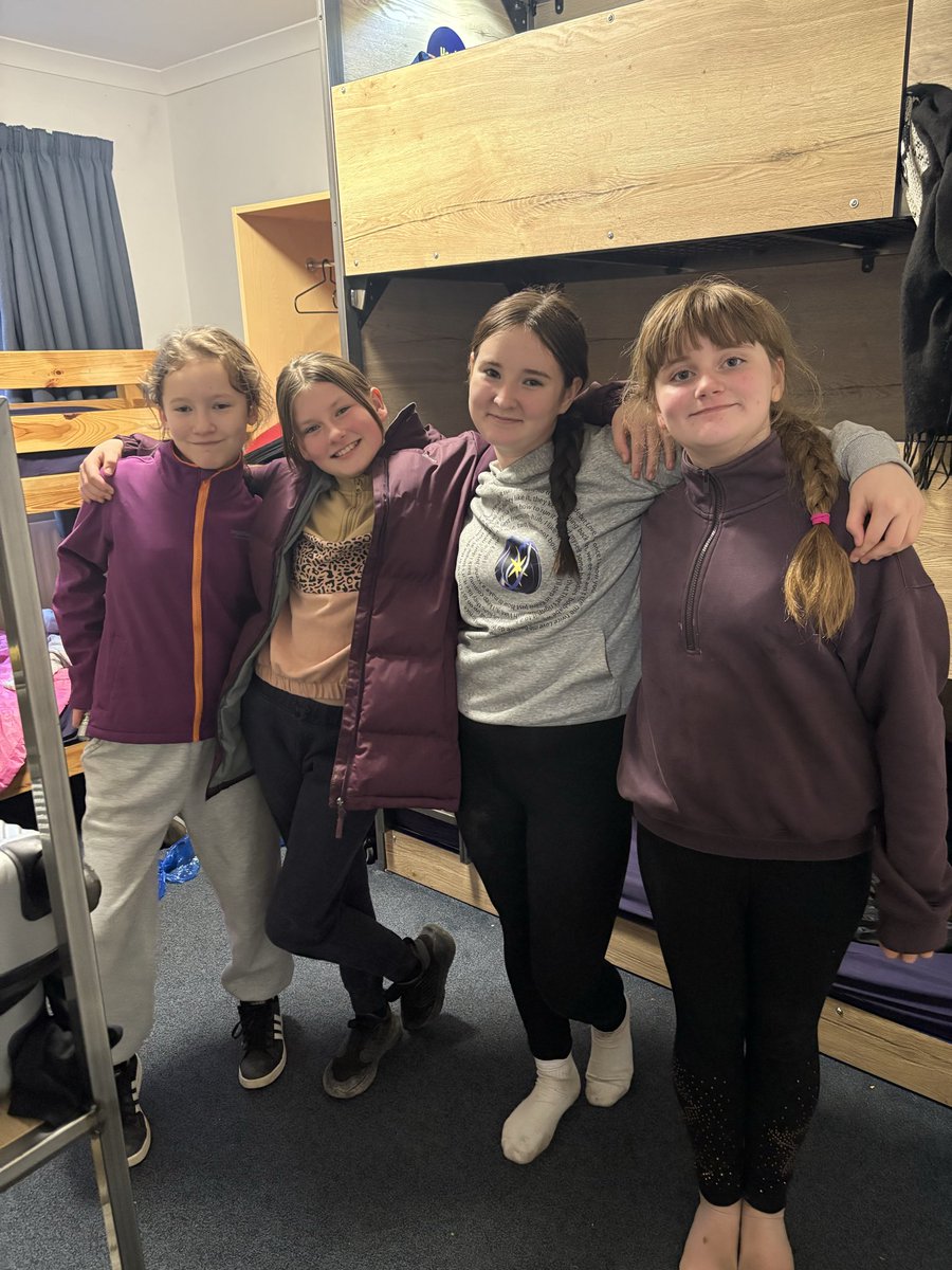 Layton Trips tweet media