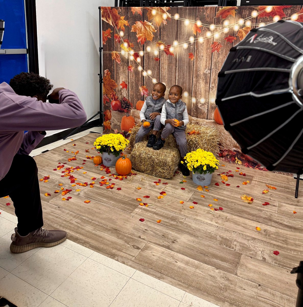 Behind the scenes! The children at Felman Head Start Center looked fabulous for fall picture day!

Head Start is enrolling: catholiccharitiesjoliet.org/services/early…