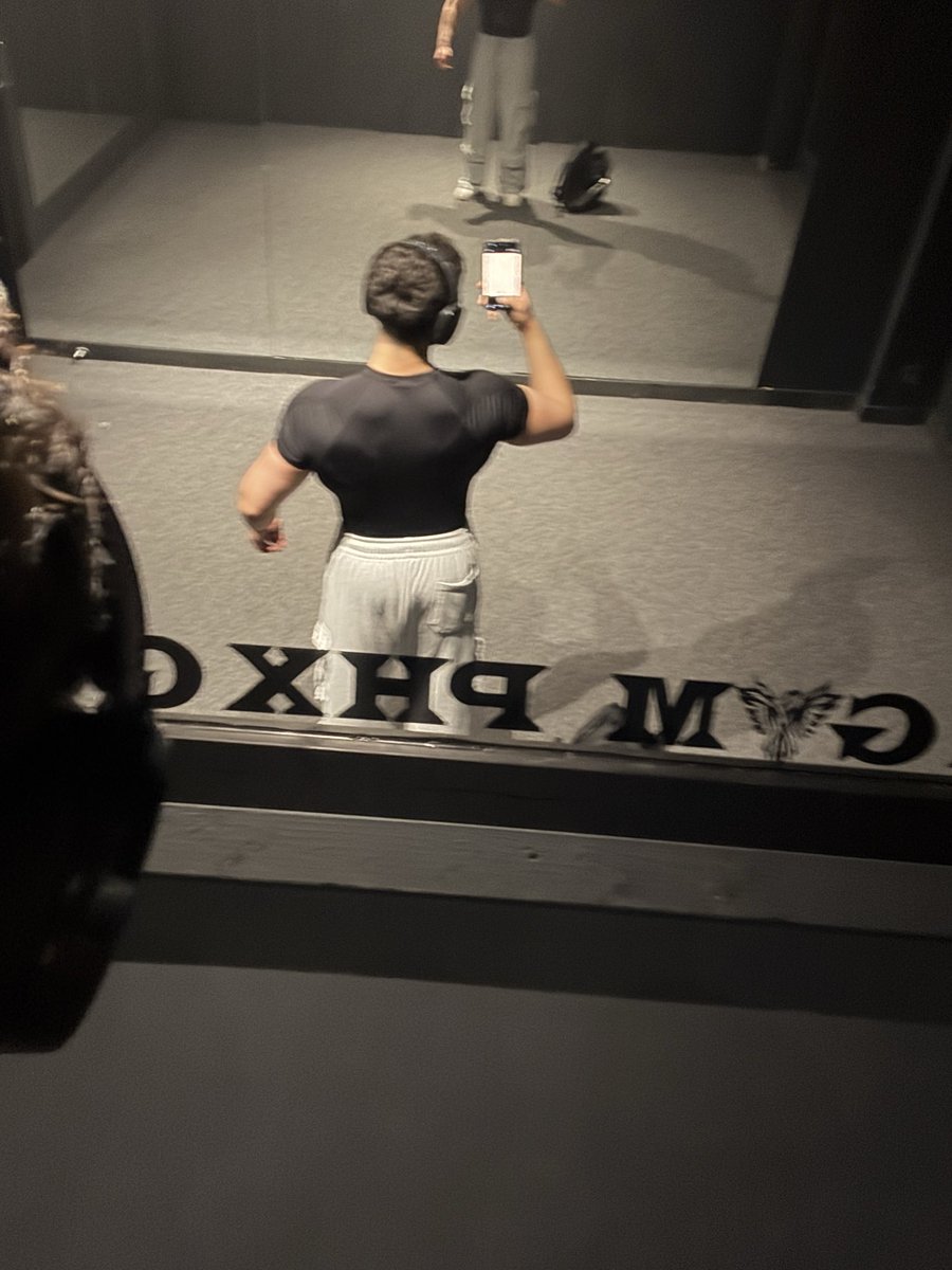 parsa 𒉭 tweet media