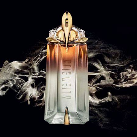 sofragrantperf's tweet image. Alien Musc Mysterieux by Mugler
A hypnotic blend of musk, amber, and spice; mysterious, magnetic, and utterly divine.
For the woman who leaves stars in her wake.
Available for Nationwide Delivery
🏷️#123,000