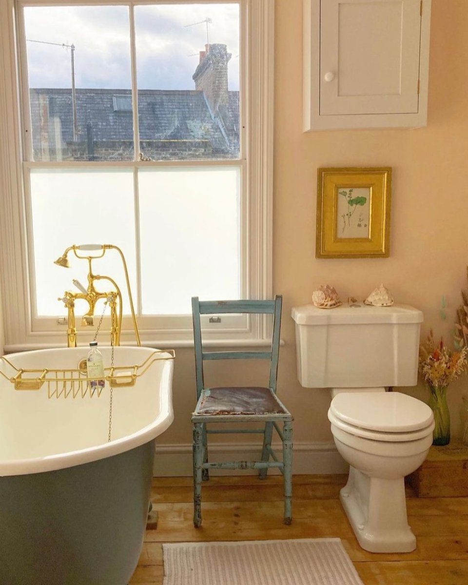 HurlinghamBaths's tweet image. We can’t get enough of this customer photo - what a bathroom! 🤩
Head to our website to explore the collection, and don’t forget to tag us in your photos! 📸
#HurlinghamBaths #BathroomGoals #CastIronLuxury