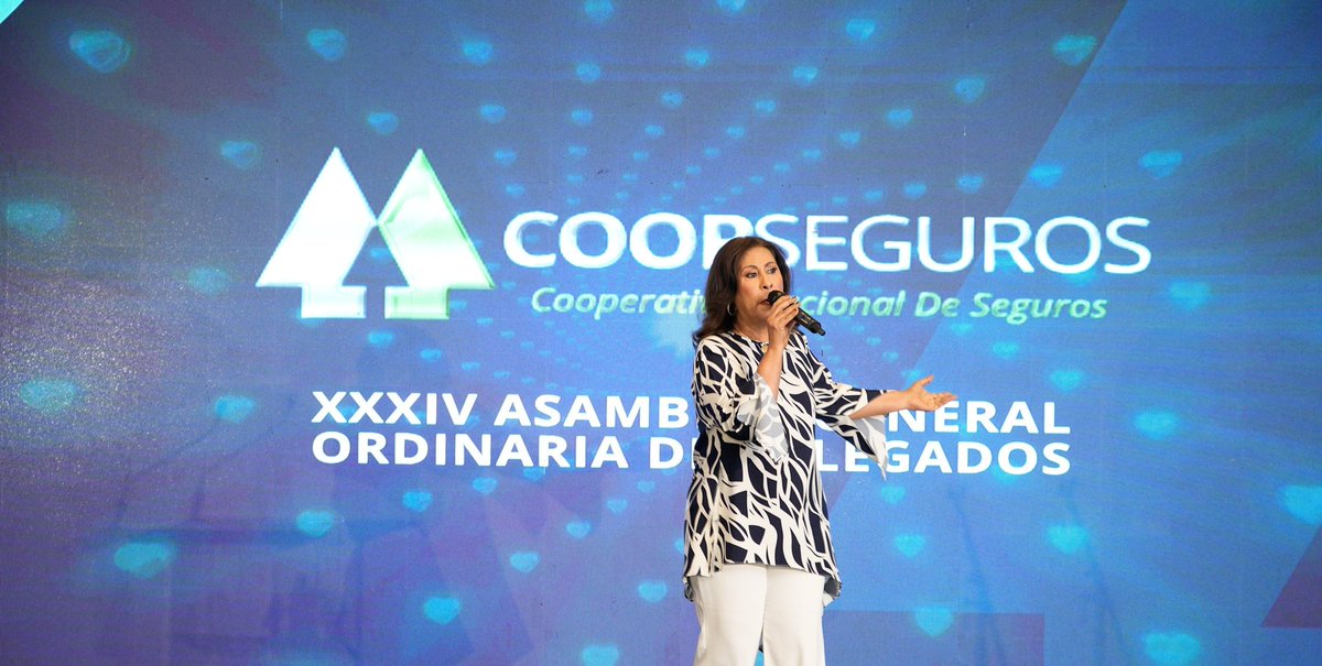 💙 Agradecemos a todo nuestro equipo por hacer un éxito la XXXIV Asamblea General de Delegados. Su compromiso y pasión nos inspiran cada día. 🙌

Gracias a la talentosa Edilí Pichardo por llenar el evento de música y alegría. 🎶

#Coopseguros #Asamblea #TrabajoEnEquipo