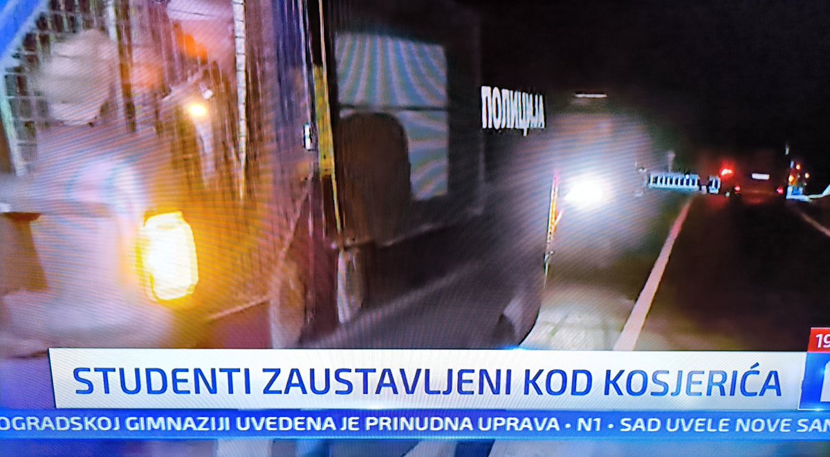 Zaustavili studente pred Kosjerićem 👀. Pa ovi su skroz pukli.